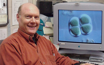 2005 International Education Award Recipient was Professor Wayne Carmichael from The Department of Biological Sciences.