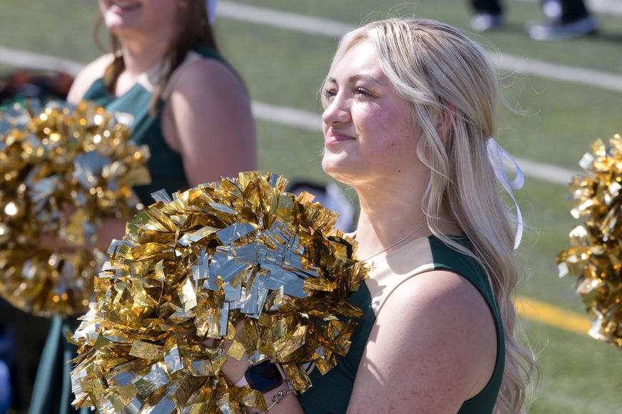 photo of club cheerleading in action
